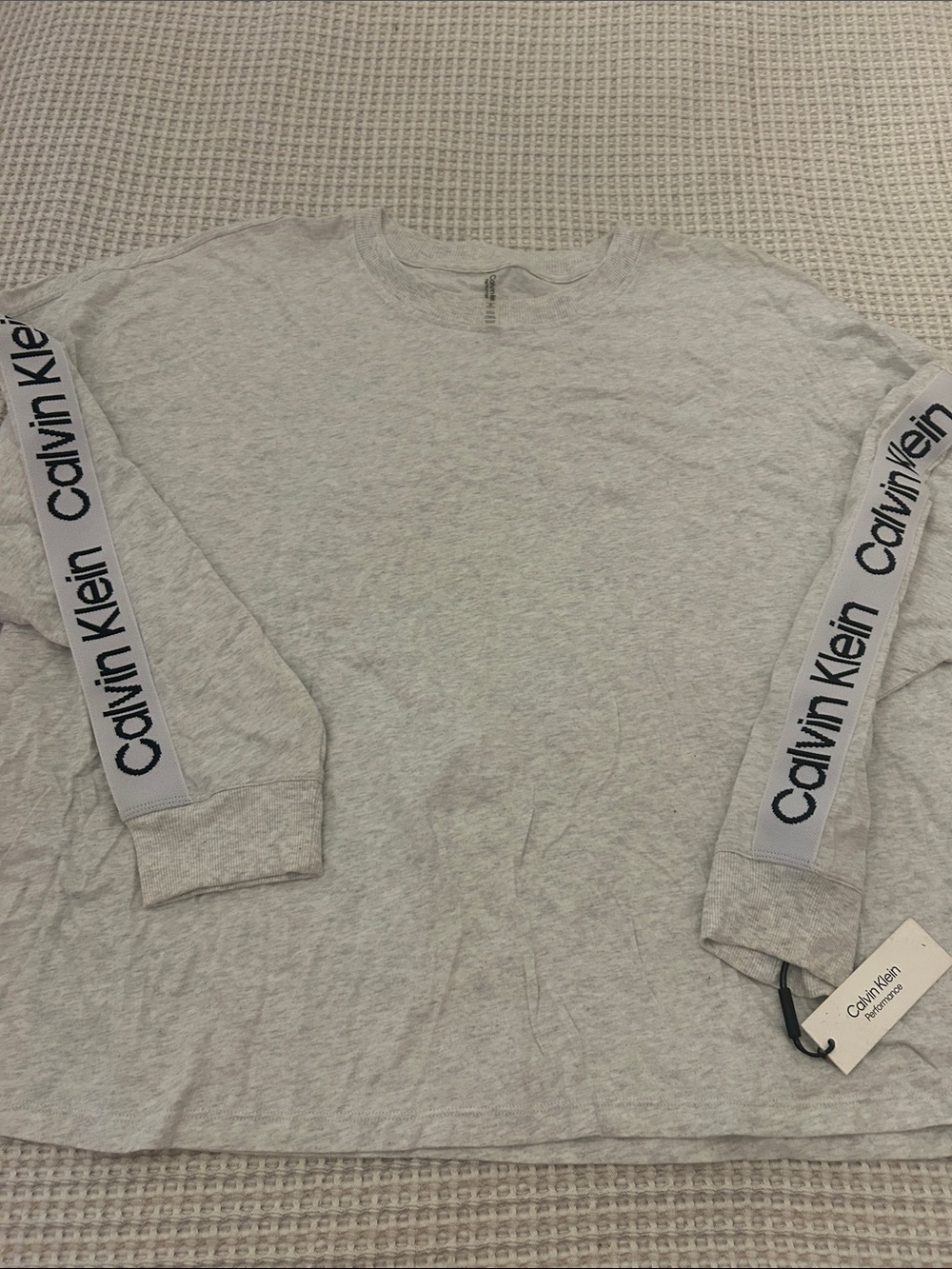 Calvin Klein Men's Light Heather Gray Long-Sleeve Logo Sleeve Shirt